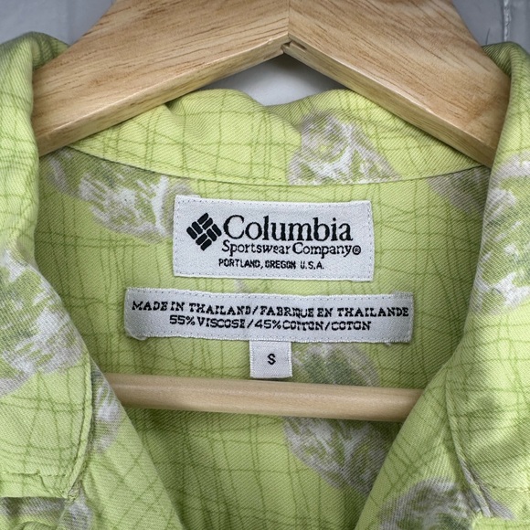 Vintage Columbia Sportswear Fish Print Button-Up Shirt Green Women’s Small - Picture 3 of 8